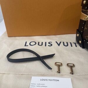 LOUIS VUITTON M20094 FL4201 Jewelry box suitcase brown